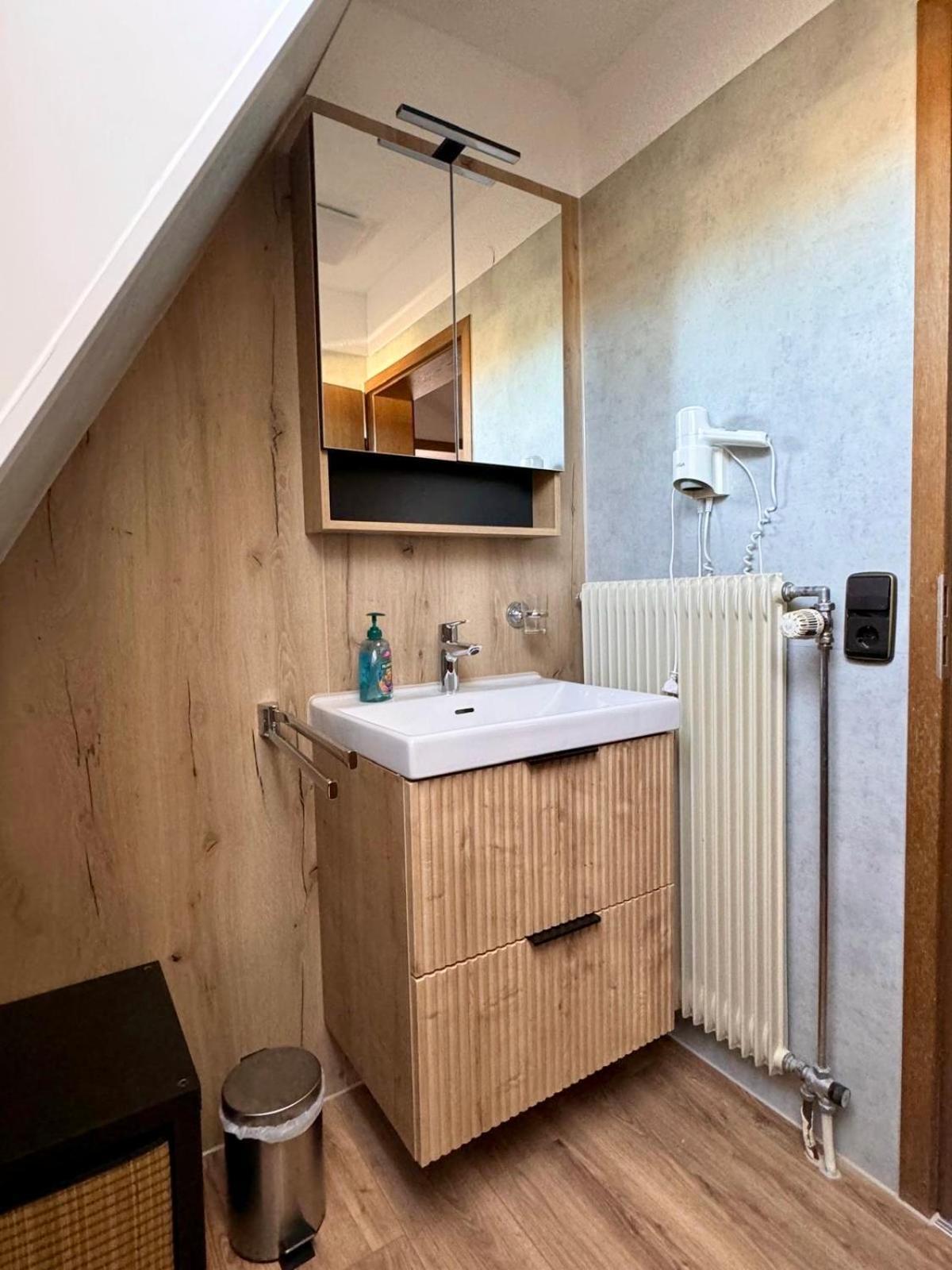 Ferienhaus-Schoenwald Im Herzen Des Schwarzwaldes 2-Zimmer-Maisonette-Wohnung Mit Balkon App 12 Luaran gambar