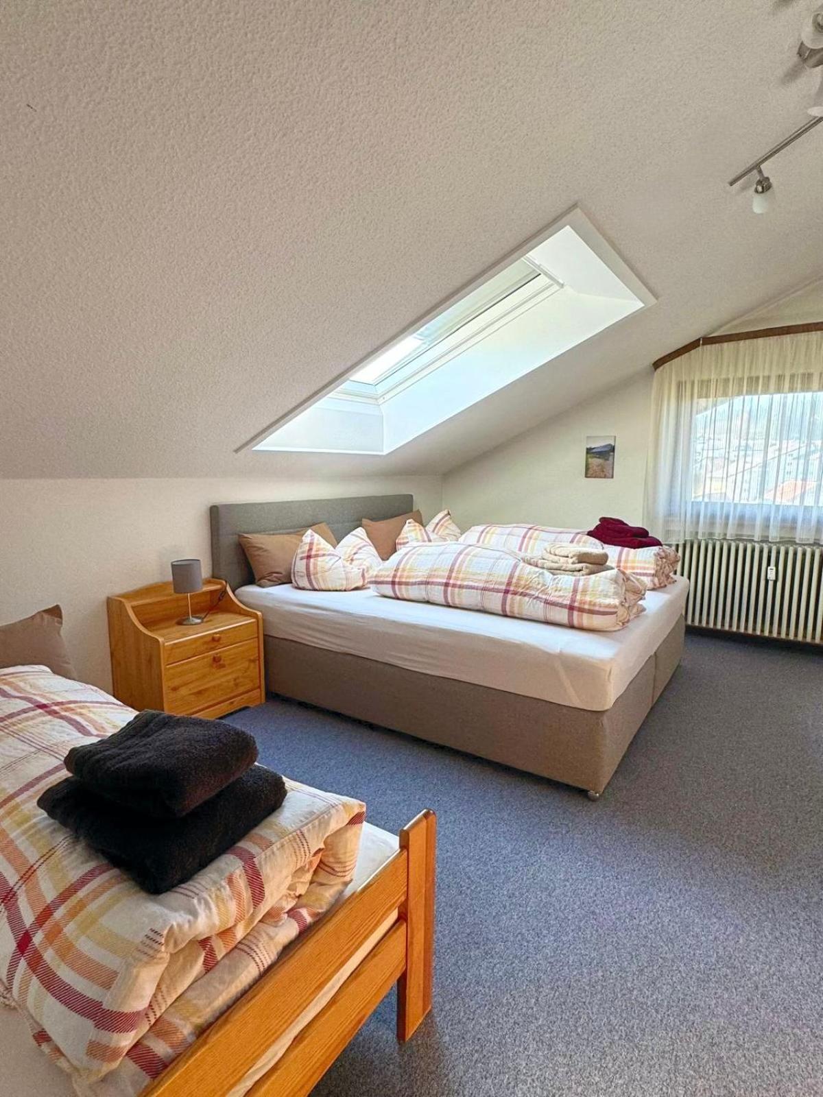 Ferienhaus-Schoenwald Im Herzen Des Schwarzwaldes 2-Zimmer-Maisonette-Wohnung Mit Balkon App 12 Luaran gambar