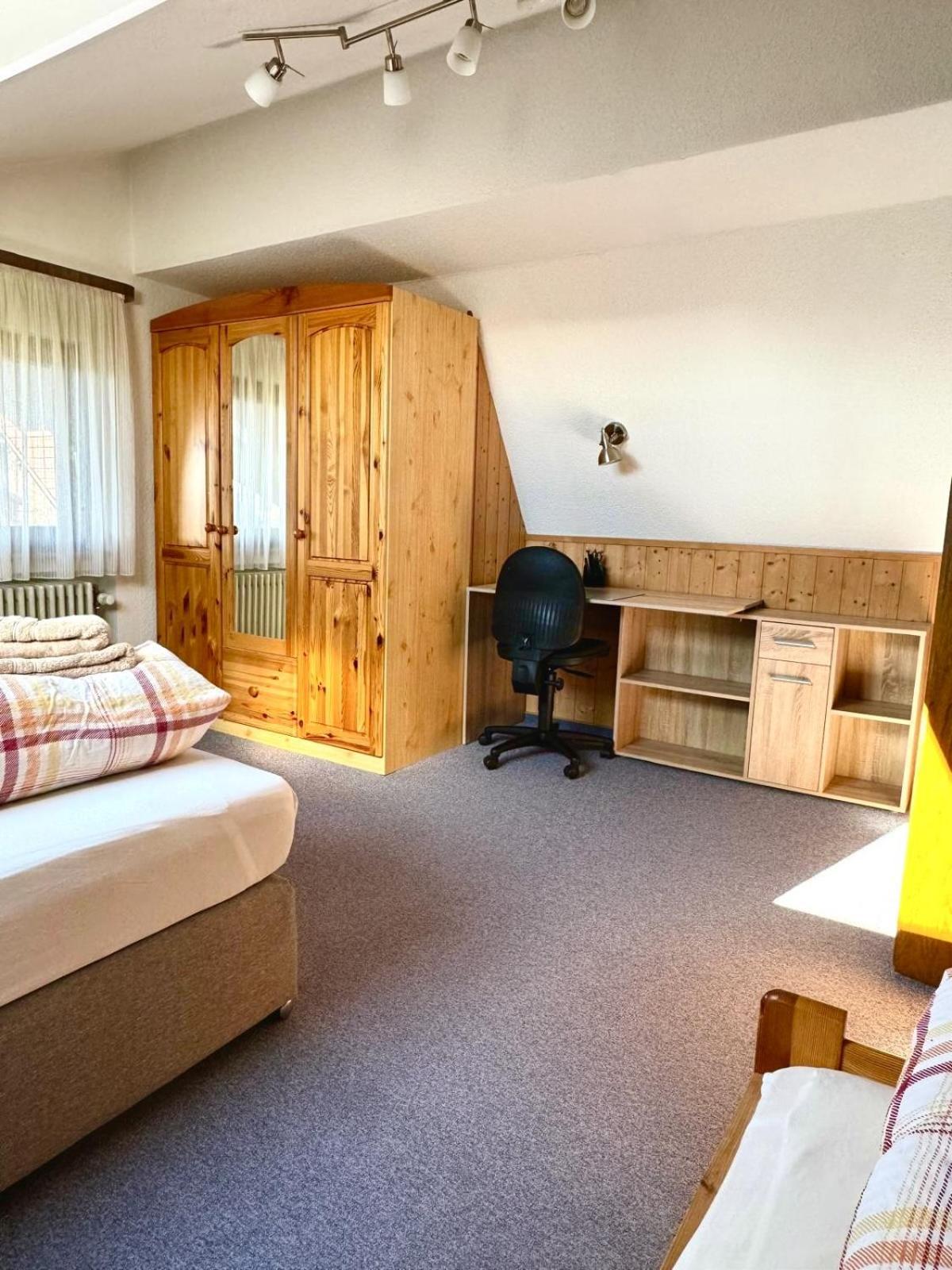 Ferienhaus-Schoenwald Im Herzen Des Schwarzwaldes 2-Zimmer-Maisonette-Wohnung Mit Balkon App 12 Luaran gambar